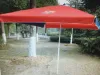Factory direct sales of 2 * 2 square umbrellas, sun umbrellas and beach umbrellas details Picture